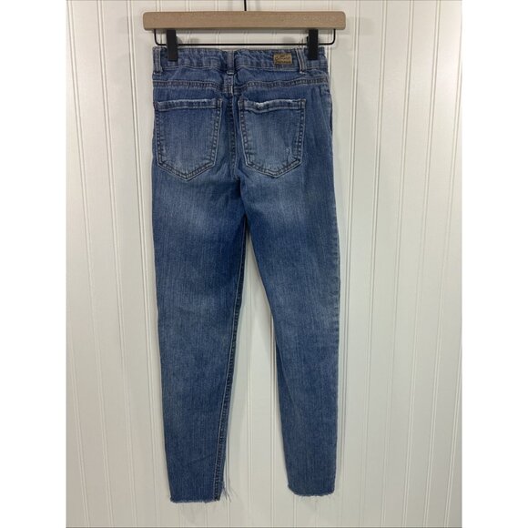 Almost Famous Women Size 0 Blue Jeans with Sequin Design Midrise - Picture 5 of 13